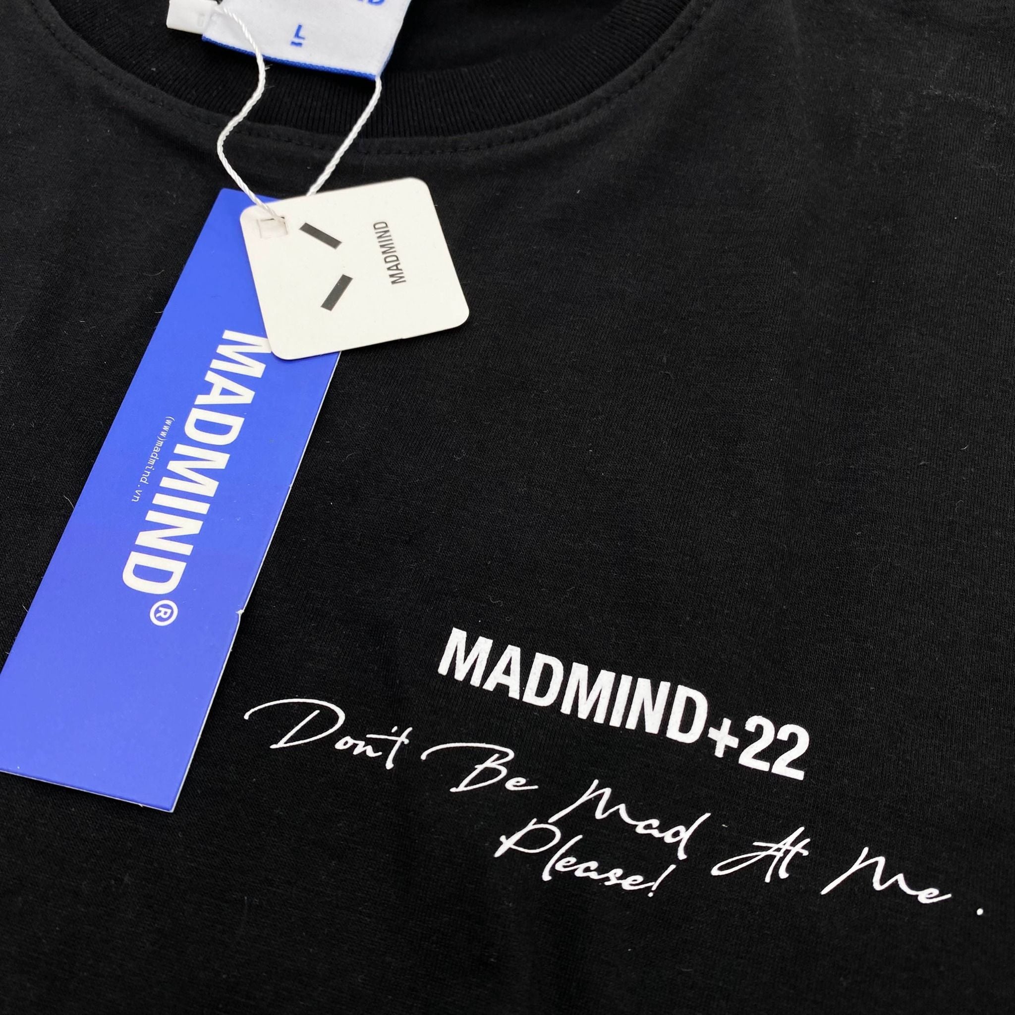  Áo Thun Please Madmind Màu Đen 