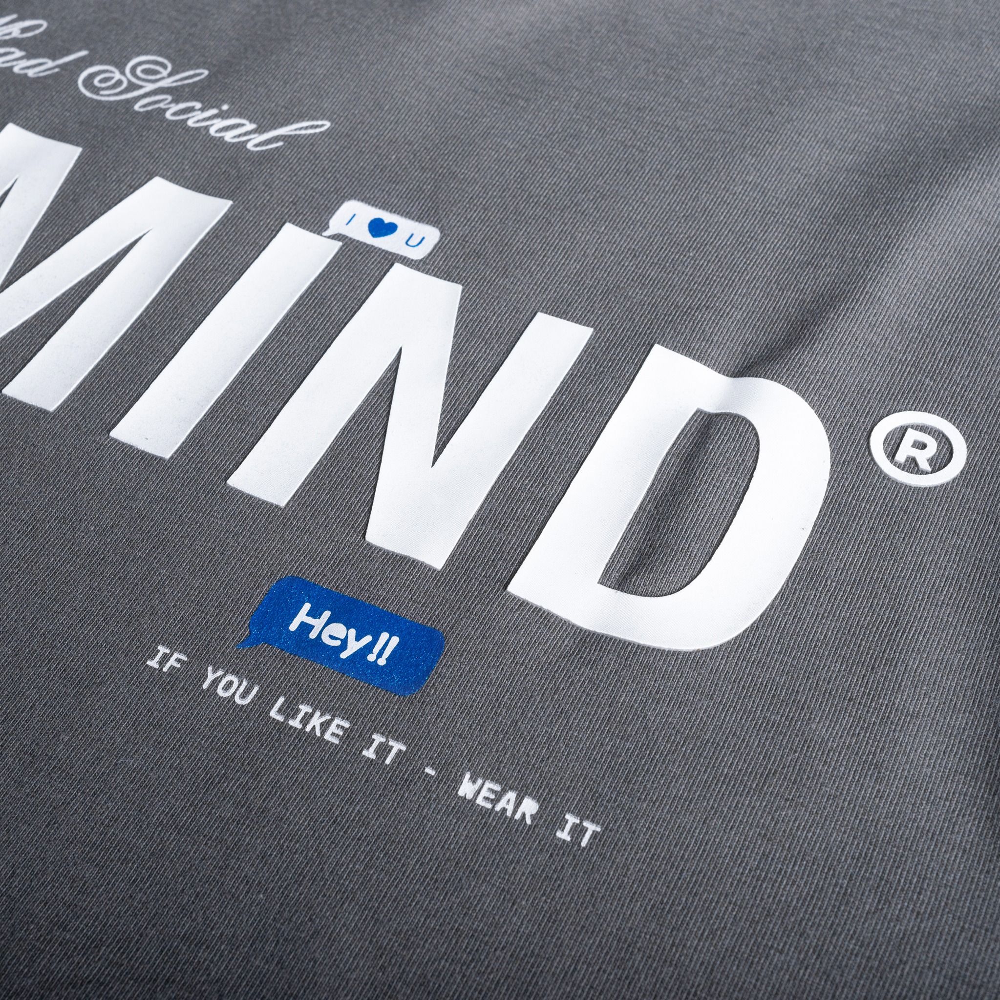  Áo Thun Essential Madmind Màu Xám, In Cao, Logo Lấp Lánh 