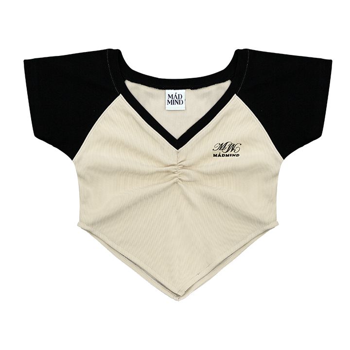  Áo Cổ Tim Trễ Vai Croptop, In Nổi Creamy Off Shoulder Croptop Madmind - Màu Be 