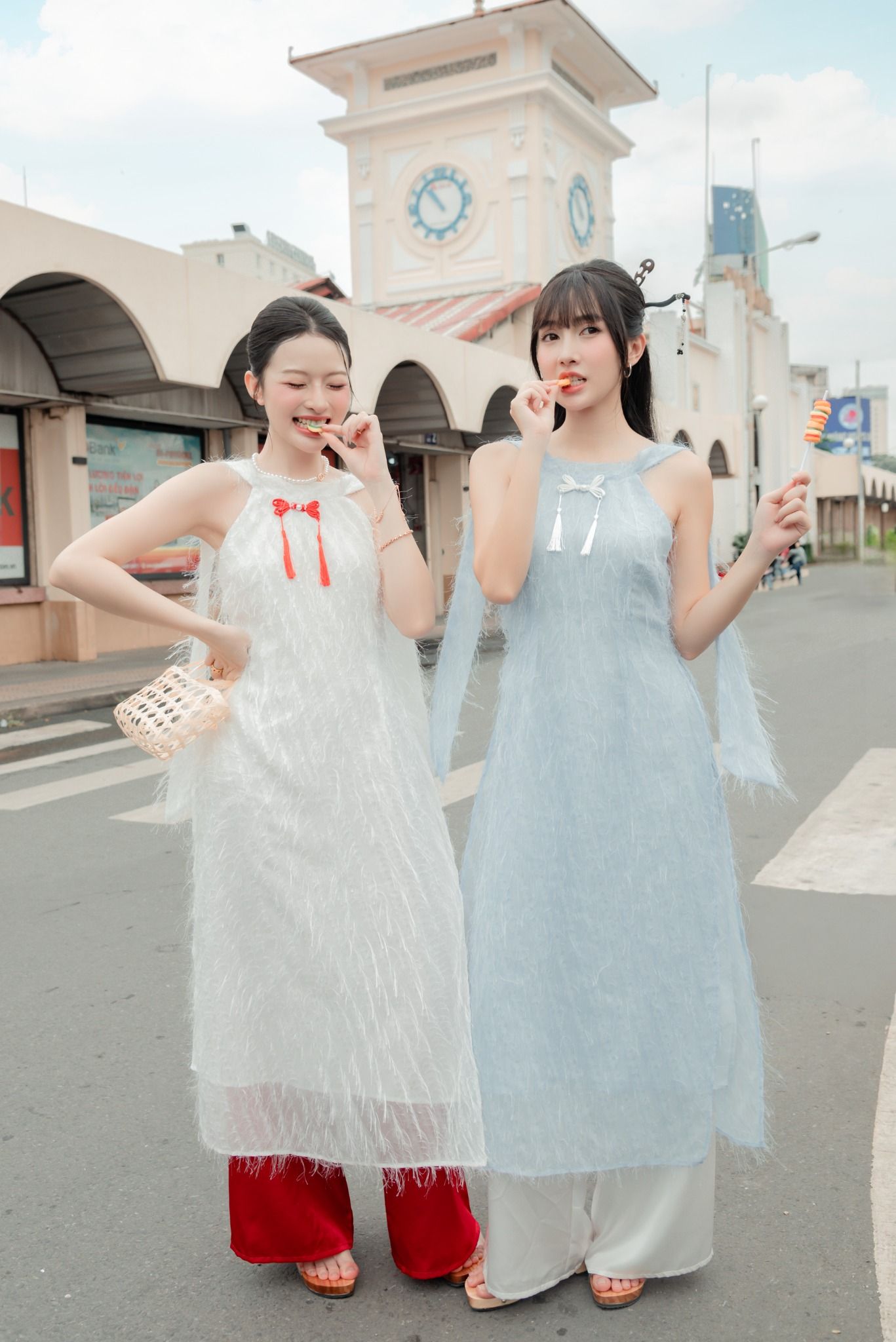  Áo Dài Mộng Đình MADMIND - Màu Xanh Dương 