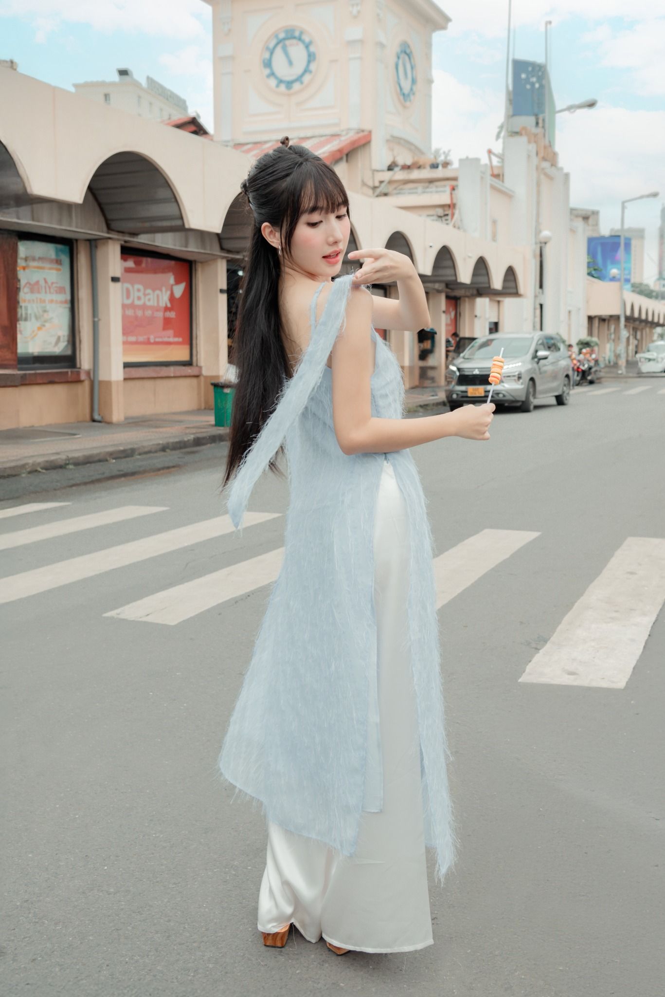  Áo Dài Mộng Đình MADMIND - Màu Xanh Dương 