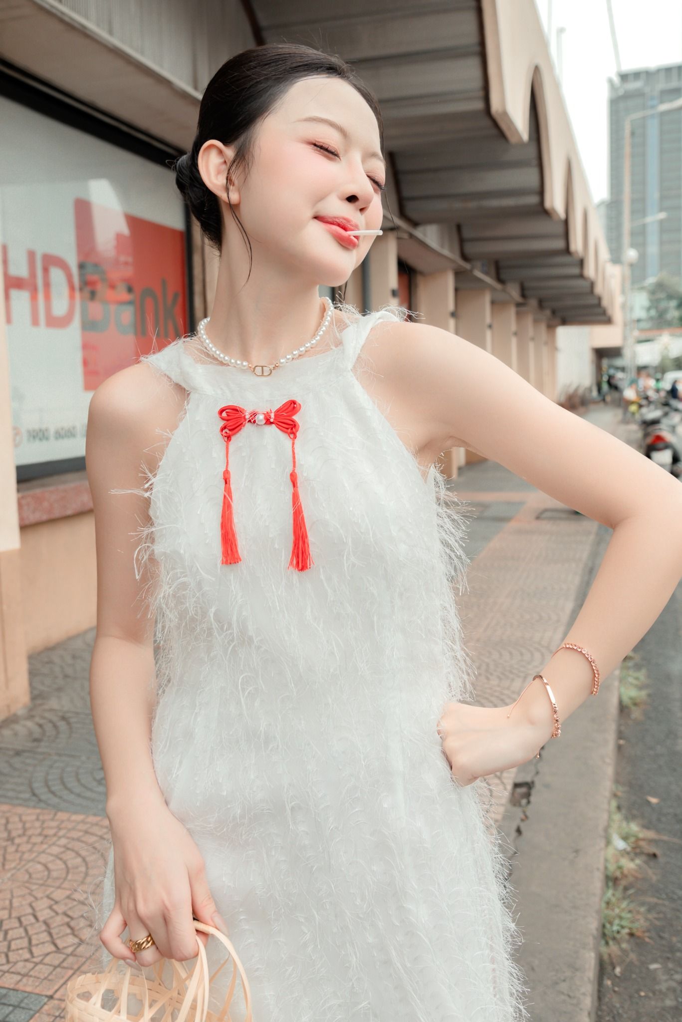  Áo Dài Mộng Đình MADMIND - Màu Trắng 