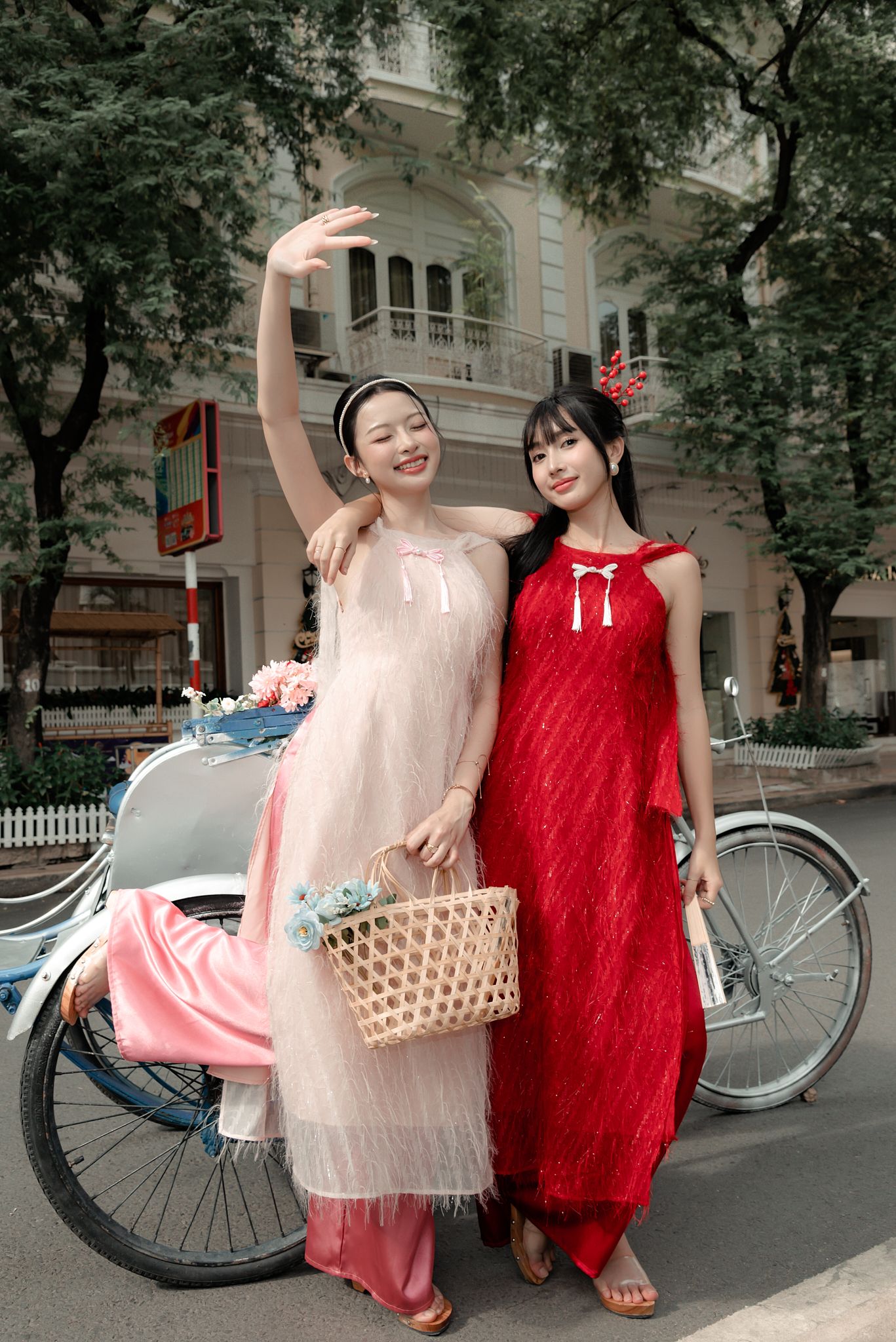  Áo Dài Mộng Đình MADMIND - Màu Đỏ 