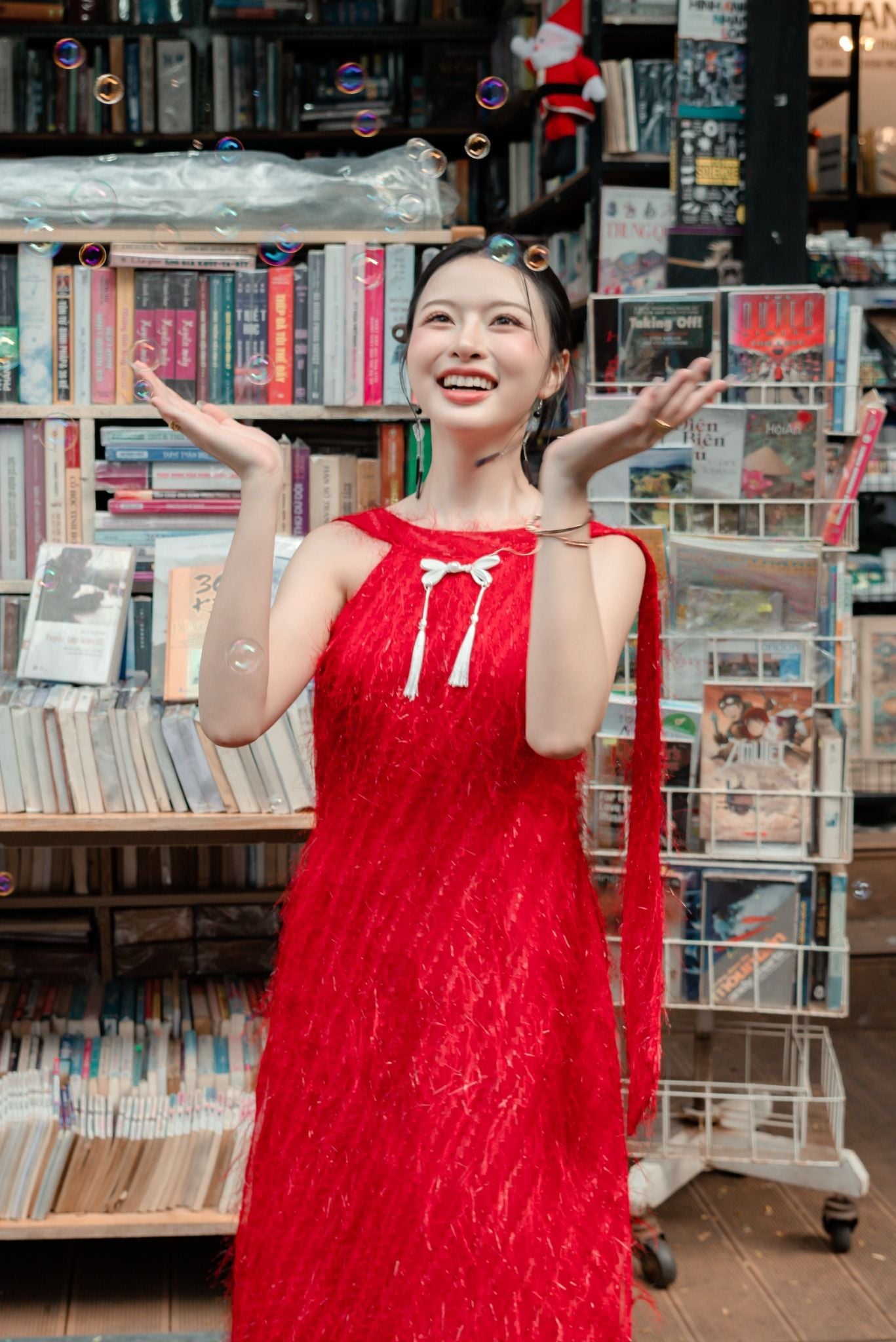  Áo Dài Mộng Đình MADMIND - Màu Đỏ 