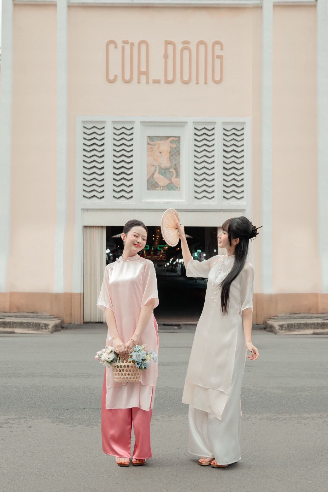  Quần Áo Dài Nữ MADMIND - Màu Hồng 