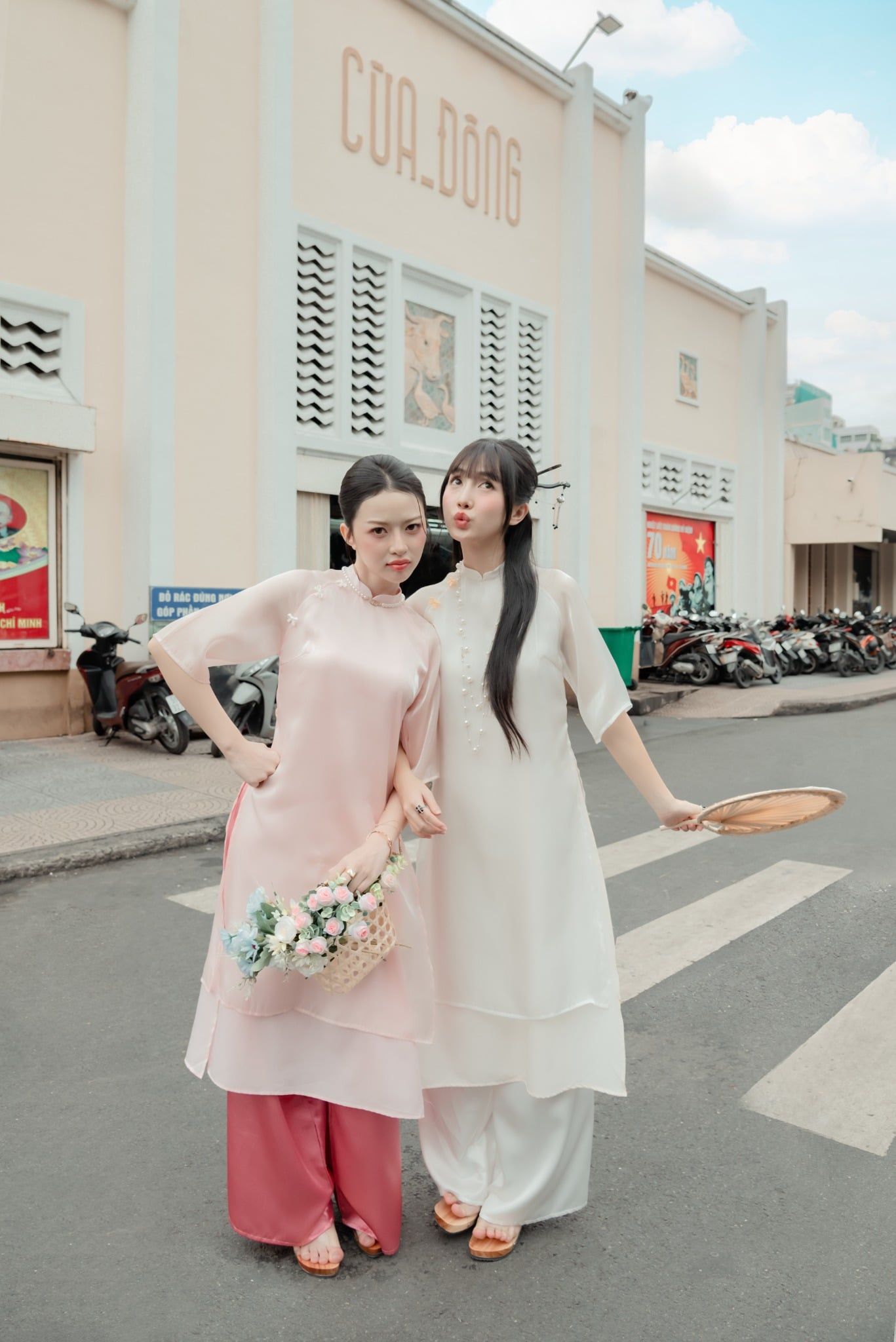  Áo Dài Cách Tân Nữ Yên Hoa MADMIND - Màu Hồng 