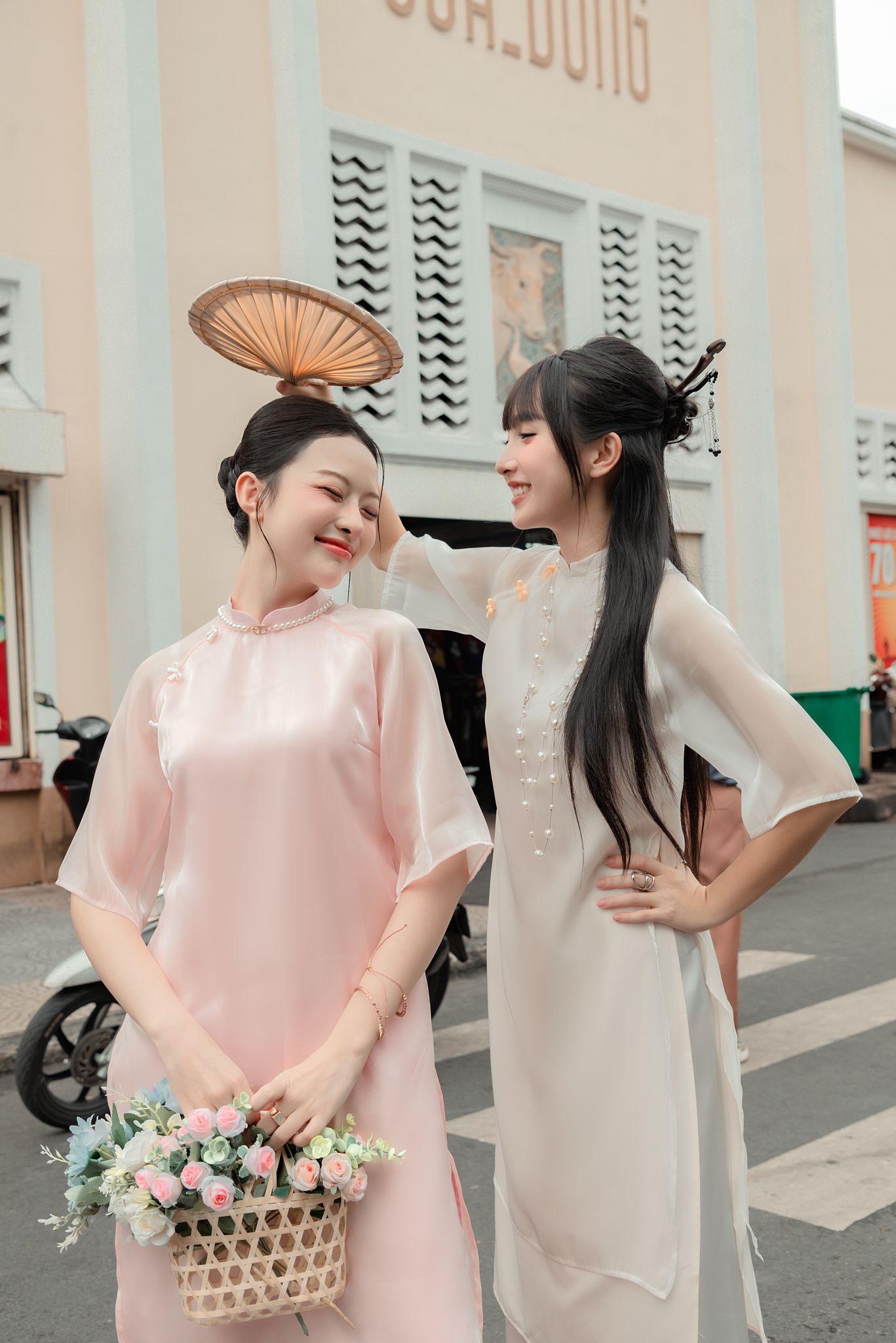  Áo Dài Cách Tân Nữ Yên Hoa MADMIND - Màu Hồng 