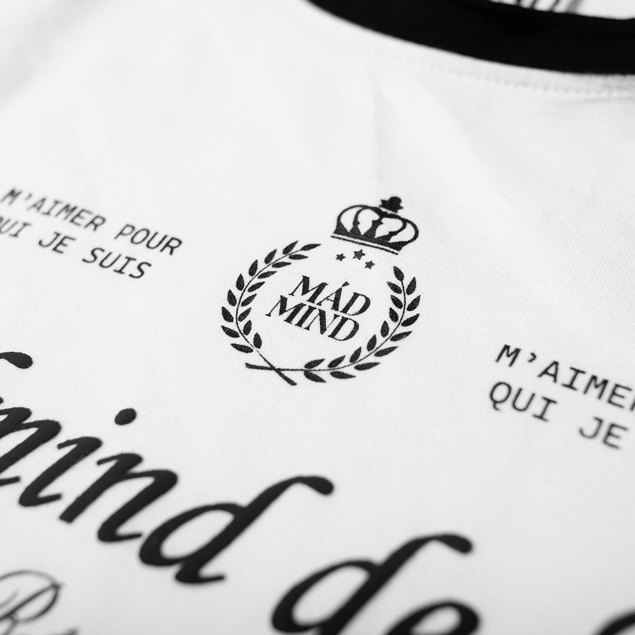  Áo Thun Form BOXY Paris De Madmind - Tay Ngắn Premium Cotton Màu Trắng 