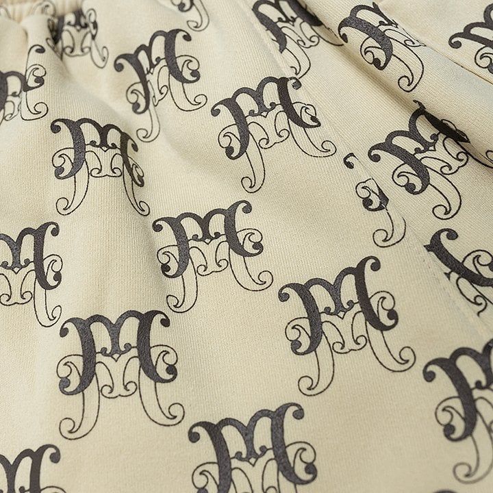  Quần Shorts Nỉ Bông Monogram - Màu Be 