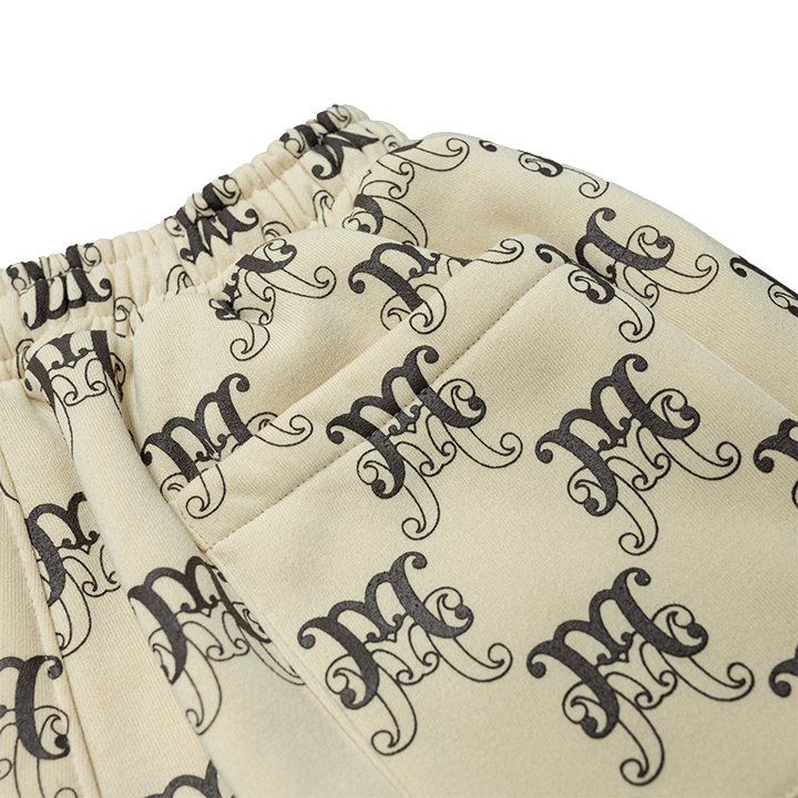  Quần Shorts Nỉ Bông Monogram - Màu Be 