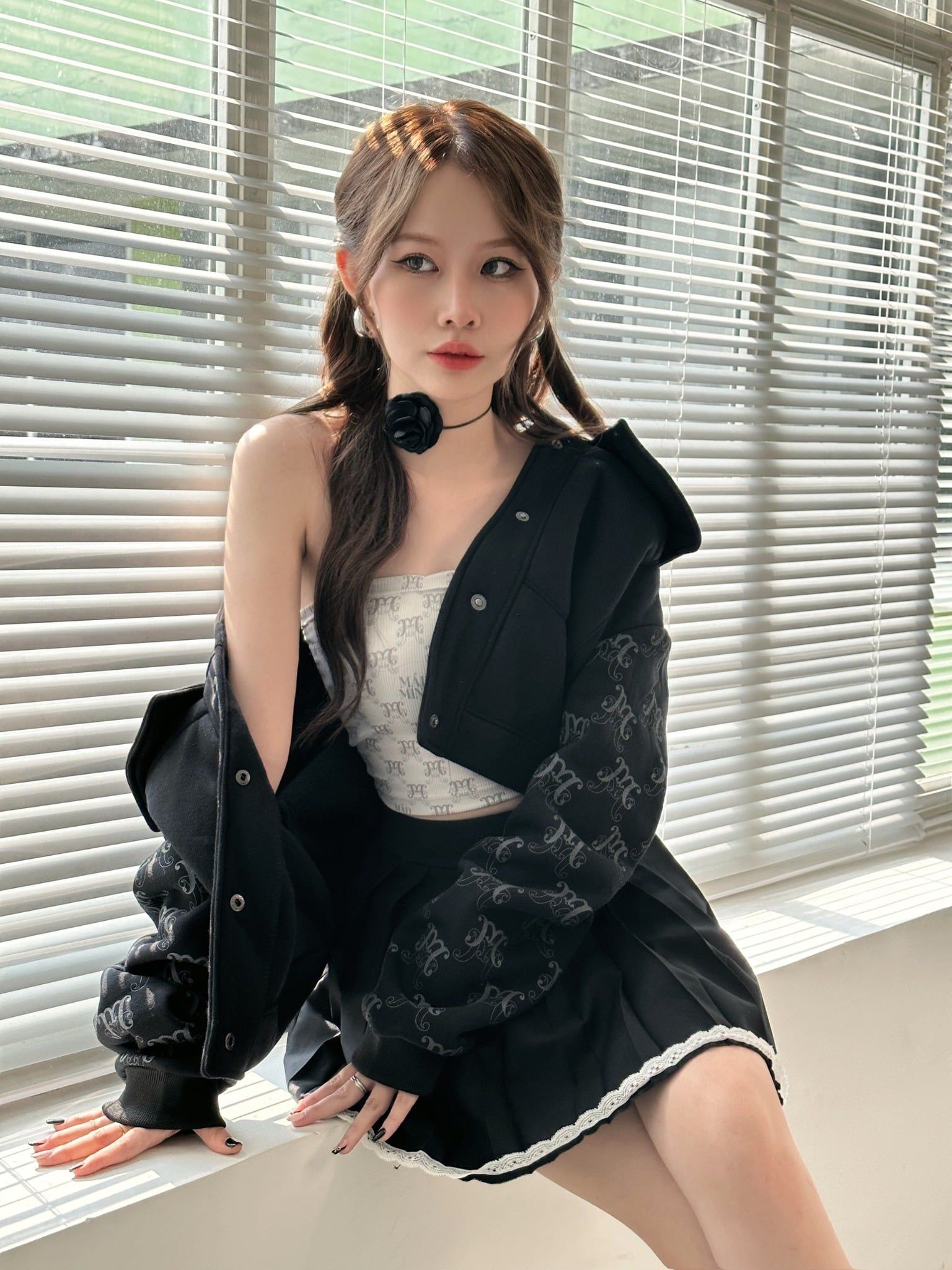  Áo Quây 2 Lớp Thun Gân Cao Cấp Monogram Tube Madmind - Áo Ống Màu Be 