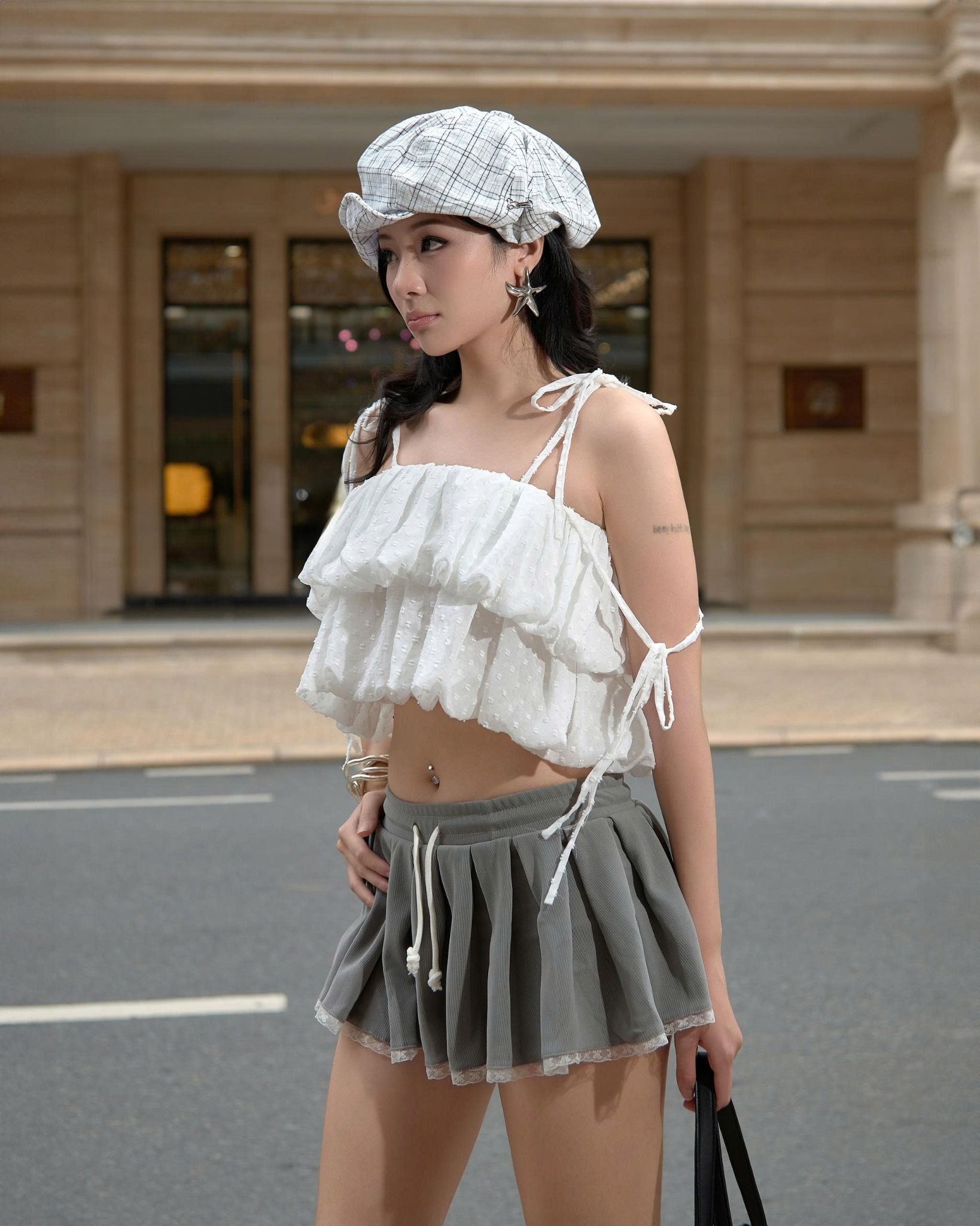  [ MẶC 8 KIỂU ] MADMIND - Áo / Chân Váy Ngắn Dáng Bí 2 Tầng May 2 Lớp Grinde Skirt MADMIND - Màu Trắng 