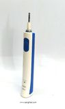  Bàn chải đánh răng điện Braun (Made in Germany). Bàn chải sạch sẽ, pin khỏe, sử dụng tốt. 