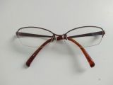  Gọng kính màu nâu hun khói 999.9 (Thương hiệu nổi tiếng bậc nhật Nhật Bản). 