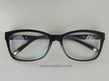  Gọng kính dáng vuông nhựa màu đen kết hợp với titanium cao cấp Charmant Z (ZT11779 BK). 