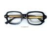  Gọng kính màu đen dáng vuông Gucci (Made in Italy). Gọng dáng rất chất lịch lãm 