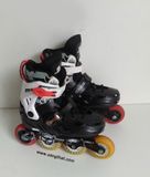  Patin màu đen Cougar size  35 co giãn 38 (Tầm chân size 31 32 vẫn đi tốt ). 