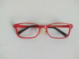  Gọng kính màu đỏ S7 n ILUVU (Made in Korea). Gọng kính rất nhẹ, càng mềm, 