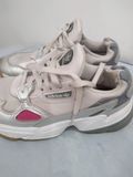  Giày adidas 