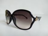  Kính râm nữ màu đen Vivienne Westwood hàng xuất Hàn Quốc. 