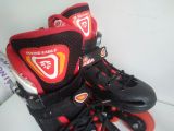  Patin màu đen và màu đỏ Flying Eagle size 38 co giãn 42 (chân từ size 34 35 đã có thể đi tốt) 