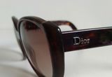  Kính râm cổ điện Christian Dior nhiều năm tuổi. Tròng đẹp, vài xước lông mèo không đáng kể. 