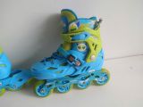  Patin màu xanh dành cho trẻ em Cougar size 31 co giãn 34. (Chân bé từ tầm size 28 29 vẫn đi tốt). 