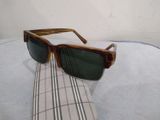  Kính râm mát nước ngoài hàng chục năm tuổi 