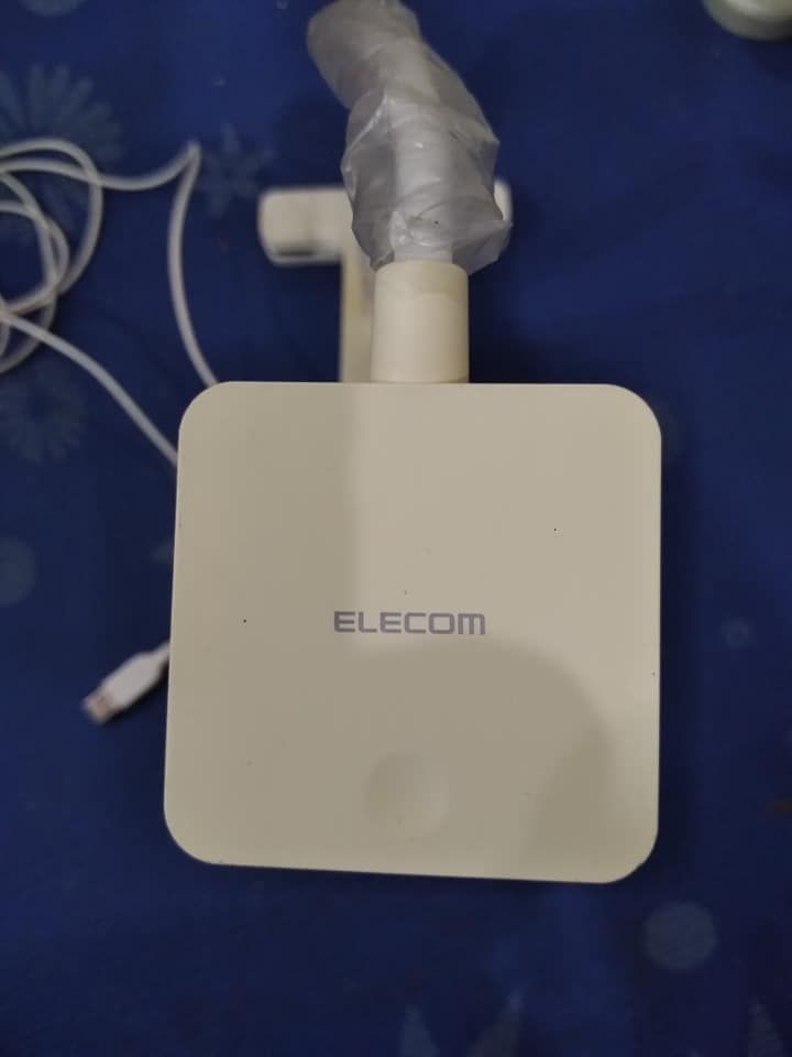  Đèn bàn Elecom của Nhật 