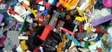  2kg Lego dành cho các bé. 