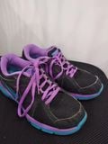  Giày Nike nữ mã 525753 011 màu đen tím cỡ 36. 