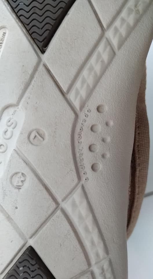  Giày lười Crocs size 37 