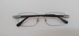 Gọng kính Dunhill rất đẹp, có đàn hồ 
