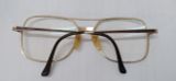  Gọng kính cổ Dunhill hàng chục năm tuổi. Gọng có nước mạ màu vàng tây siêu đẹp 