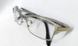  Gọng kính titanium Bezel Eyes. Gọng màu bạch kim đẹp như mới. 