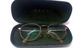 Gọng kính cổ điển Gucci. Gọng đẹp, chất, màu bạch kim có viền vân đá quý đẹp tinh tế. 