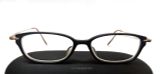  Gọng kính Nice (Italy Design) nhập khẩu bởi Vnoptic. Gọng màu đen, càng kính có nước mạ màu vàng tây đẹp. 