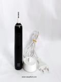  Bàn chải điện Braun (Made in Germany) với 3 chế độ mạnh yếu khác nhau. 