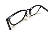  Gọng kính Jins màu đen dáng tri thức thanh lịch. Gọng nhẹ dáng đẹp hiếm gặp. 
