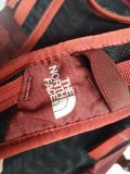  Balo màu đỏ đun The North Face chuẩn xịn (Độ mới 90%). Balo phù hợp với các bạn từ cấp 3trở lên 