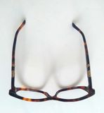  Gọng kính màu đồi mồi Bvlgari nhiều năm tuổi. Gọng đậm chất quý phái sang trọng 