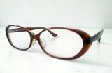  Gọng kính mầu nâu mai rùa Zoff. Gọng đẹp sáng bóng. Phong cách cổ điển sang trọng quý phái. 