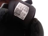  Giày thể thao màu đen cho trẻ em Adidas size 29 tương đương 17.5cm. 