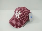  Mũ thời trang màu đỏ đun New York Yankee chuẩn xịn. 