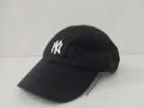  Mũ thời trang màu đen New York Yankee chuẩn xịn. Mũ đầy đủ tem mác - không biết đã sử dụng chưa 