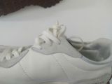  Giày nam New Balance size 43 tương đương 27.5cm chuẩn xịn. Giày đẹp, không sờn rách. 