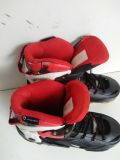  Patin thể thao màu đỏ đen Flying Eagle size 38 co giãn 42 (Các bạn chân 36 37 vẫn đi vừa tốt). 