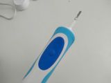  Combo bàn chải đánh răng điện Braun và tăm nước H2o Floss (5 chế độ mạnh nhẹ khác nhau). 