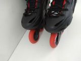 Patin màu đen và màu đỏ Flying Eagle size 38 co giãn 42 (chân size 36 đã có thể đi tốt). 