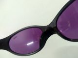  Kính râm màu đen tròng tím đậm File nhiều năm tuổi (Made in Italy). 